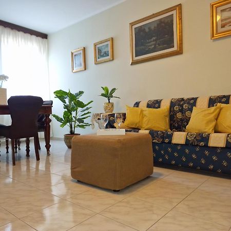 Lorenzo Guest Suite With Free Private Parking-- Cantieri Culturali Palermo Zewnętrze zdjęcie