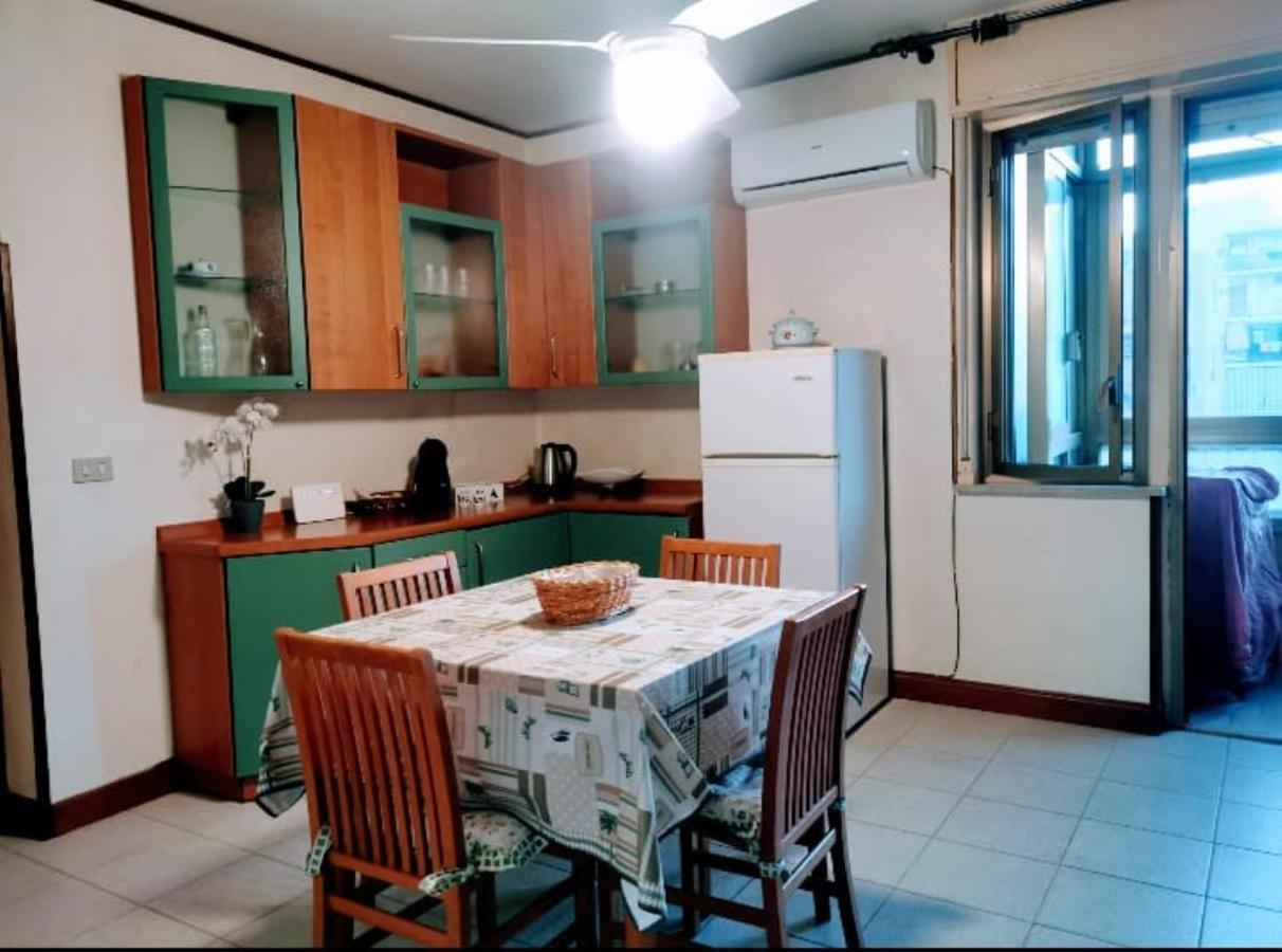 Lorenzo Guest Suite With Free Private Parking-- Cantieri Culturali Palermo Zewnętrze zdjęcie